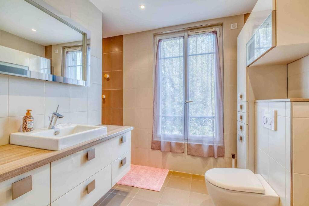 Villa Saint-Mard - King Size Bed - 10Min Aeroport Cdg 25Min Paris By Train المظهر الخارجي الصورة