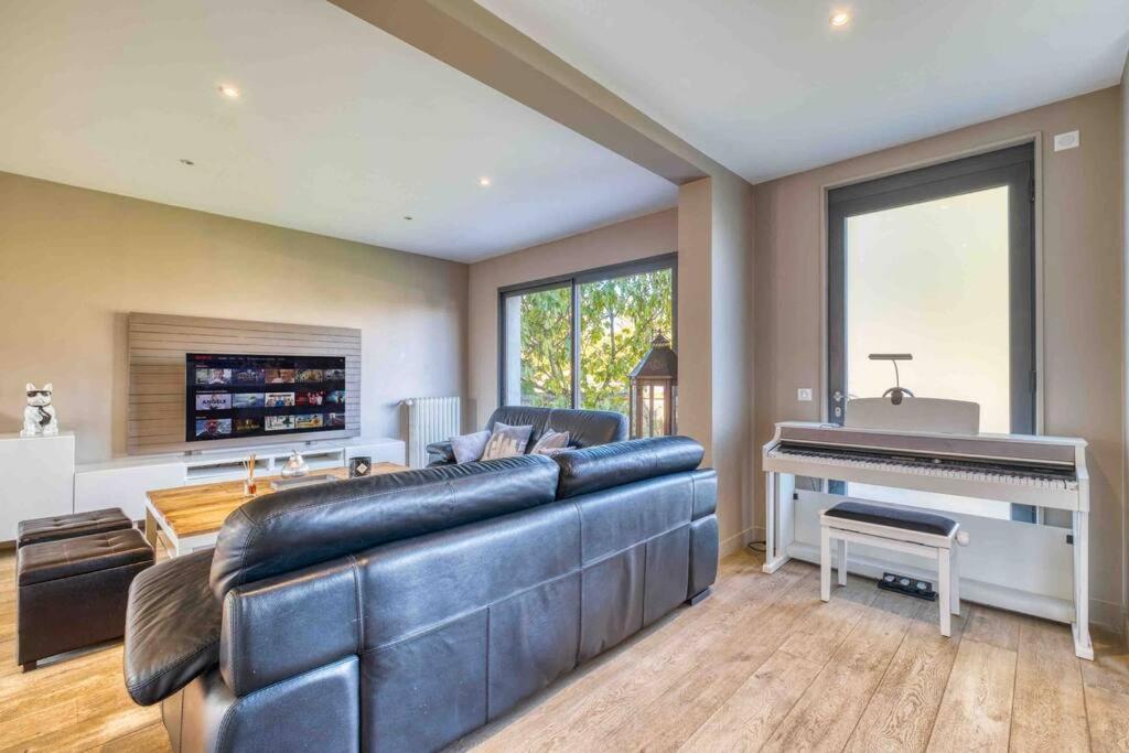 Villa Saint-Mard - King Size Bed - 10Min Aeroport Cdg 25Min Paris By Train المظهر الخارجي الصورة